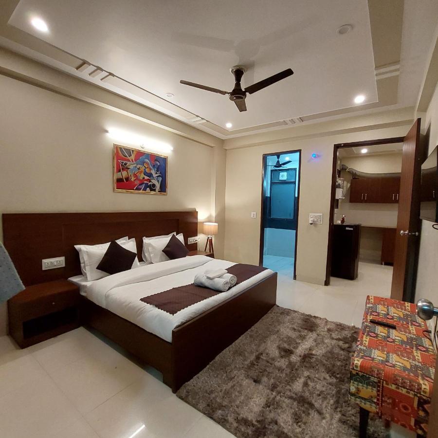 The Lodgers 2 Bhk Serviced Apartment Infront Of Artemis Hospital Ґурґаон Екстер'єр фото
