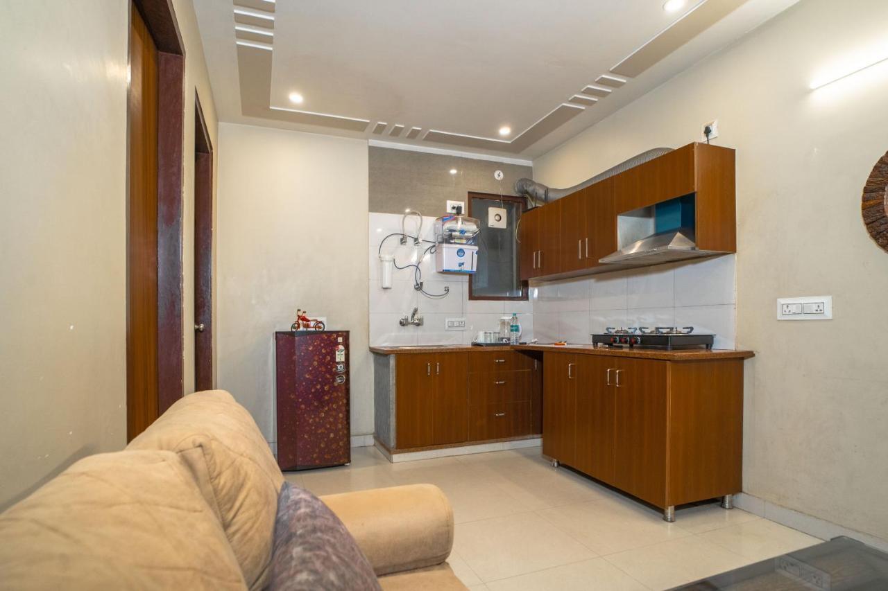 The Lodgers 2 Bhk Serviced Apartment Infront Of Artemis Hospital Ґурґаон Екстер'єр фото