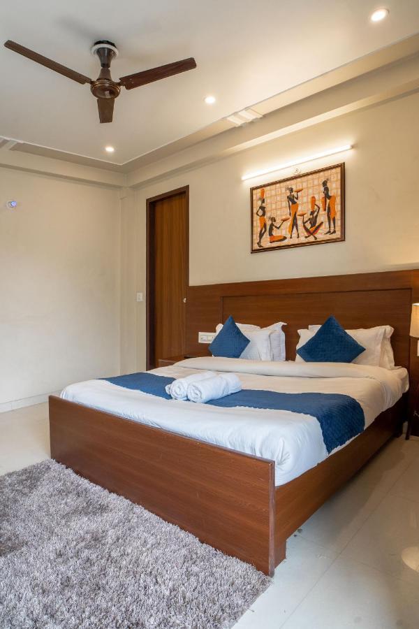 The Lodgers 2 Bhk Serviced Apartment Infront Of Artemis Hospital Ґурґаон Екстер'єр фото