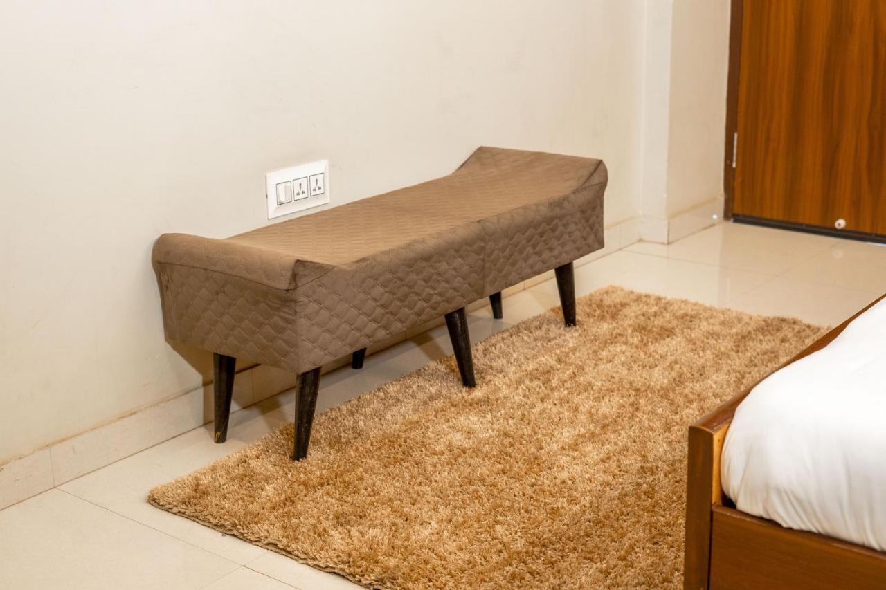The Lodgers 2 Bhk Serviced Apartment Infront Of Artemis Hospital Ґурґаон Екстер'єр фото