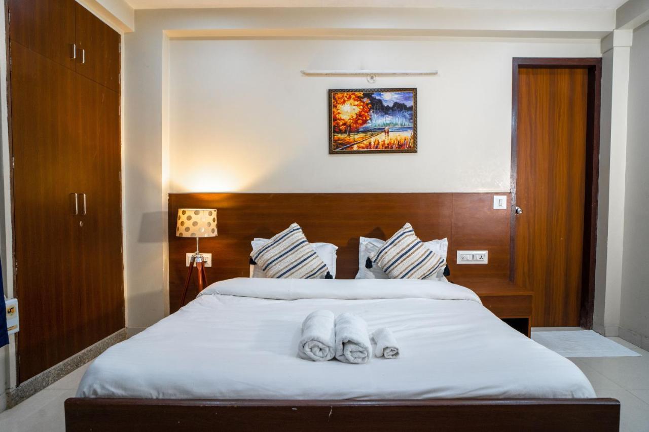The Lodgers 2 Bhk Serviced Apartment Infront Of Artemis Hospital Ґурґаон Екстер'єр фото