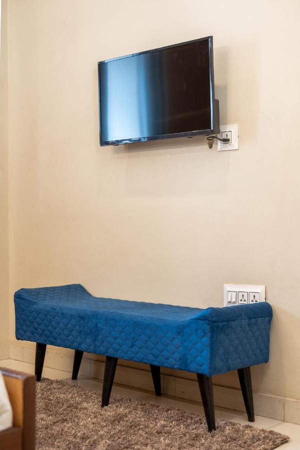The Lodgers 2 Bhk Serviced Apartment Infront Of Artemis Hospital Ґурґаон Екстер'єр фото